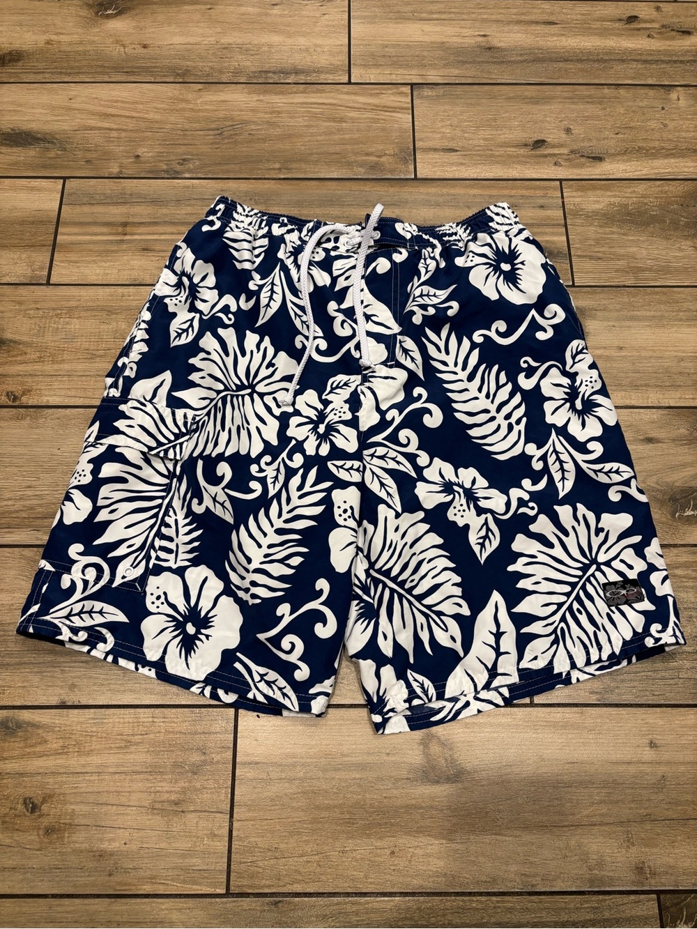Vintage Y2K Op Ocean Pacific Navy White Hibiscus Floral Boardshorts Size M